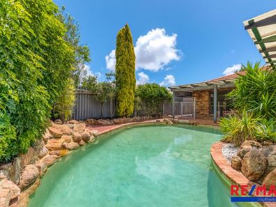 11 Shea Grove, Leeming WA 6149