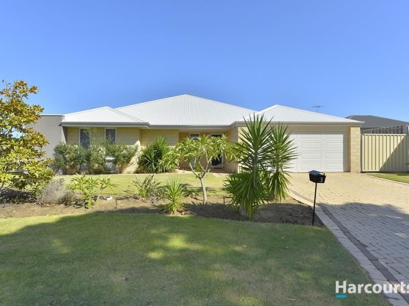 3 Karon Vista, Halls Head WA 6210