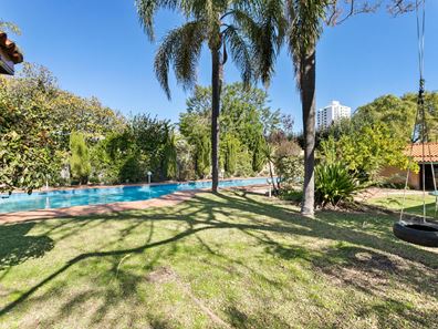 4 Chester Road, Claremont WA 6010