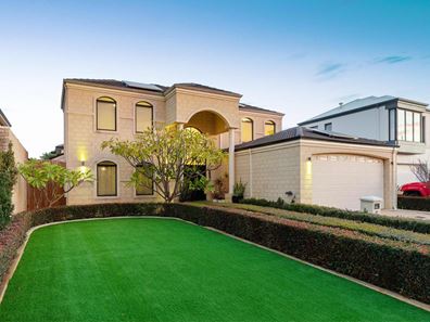 42 Hinkler Loop, Maylands WA 6051