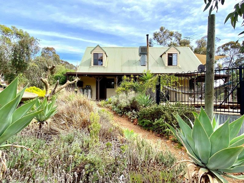 221 Benrua road, Clackline