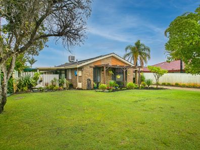 6 Bluegum Place, Ballajura WA 6066