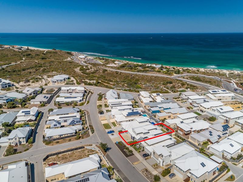 15 Seaside Avenue, Yanchep