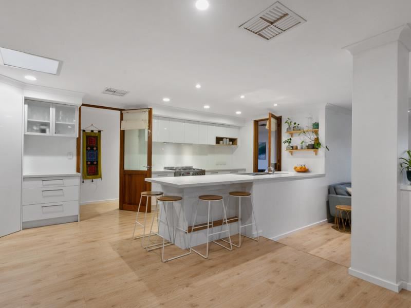 5 Bell Court, Heathridge