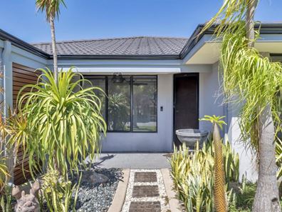 28 Gantheaume Parade, Secret Harbour WA 6173