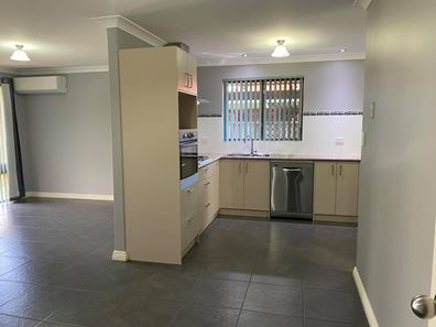 10 Toongabbie Way, Armadale WA 6112