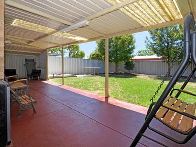 6 Chittering Place, Cooloongup WA 6168