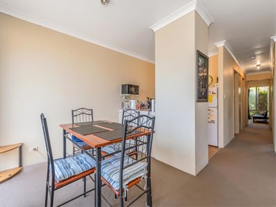 18/94 Simpson Avenue, Rockingham WA 6168