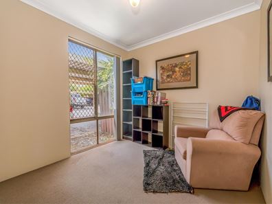 18/94 Simpson Avenue, Rockingham WA 6168