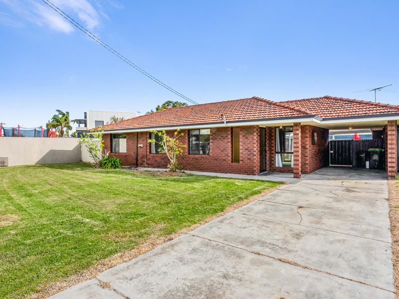 31b Townsend Road, Rockingham WA 6168