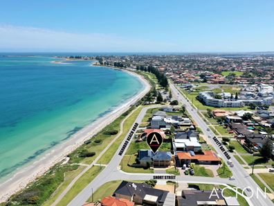 2 Short Street, Safety Bay WA 6169