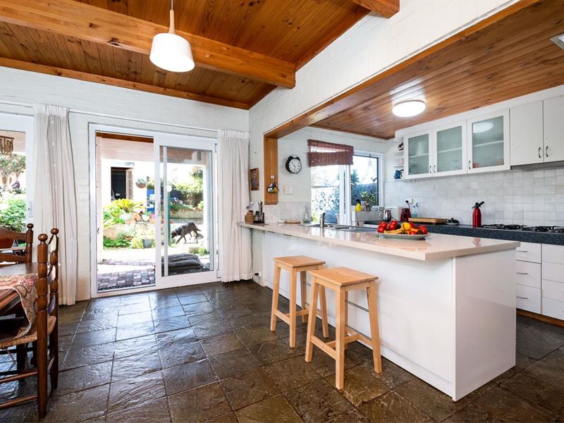 34A Broome Street, Cottesloe