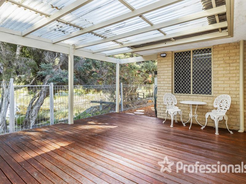 17/15 Honeysuckle Close, Ballajura