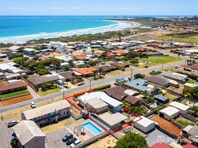 14 Hakea Street, Tarcoola Beach WA 6530