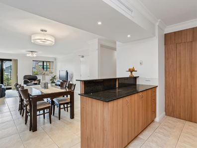 2/8 Tully Road, East Perth WA 6004