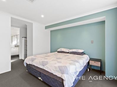 21 Everlasting Avenue, Piara Waters WA 6112