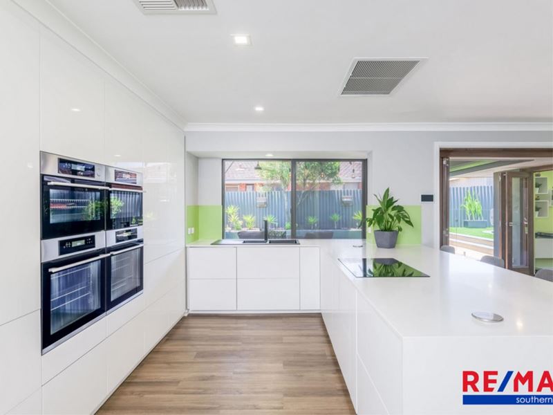 17 Spigl Way, Bateman