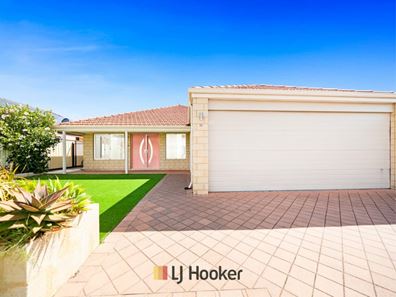 11 Flynn Street, Canning Vale WA 6155