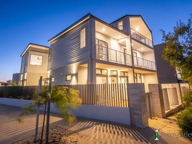 13 Benella Lane, North Coogee WA 6163