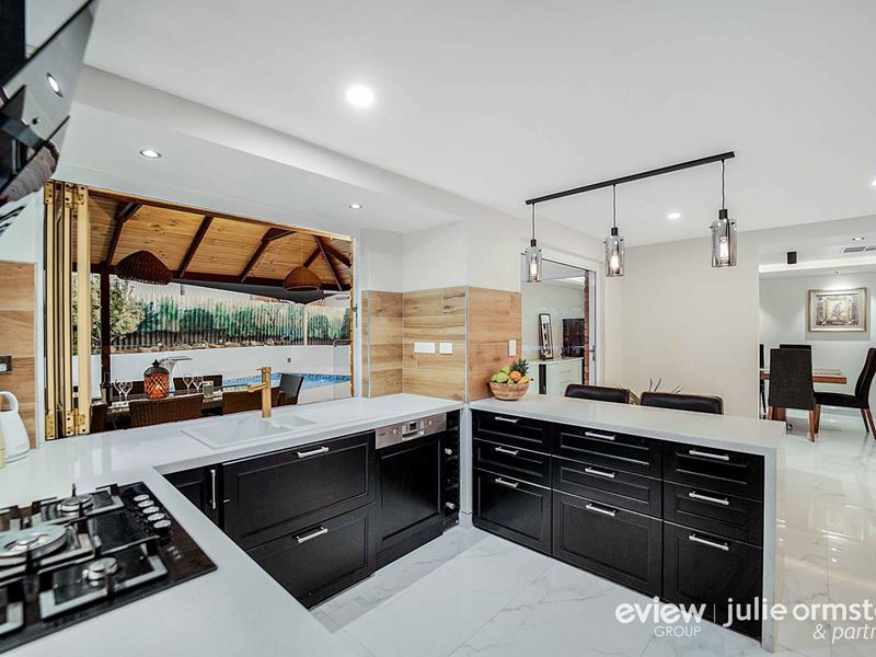 16 Outlook Drive, Edgewater