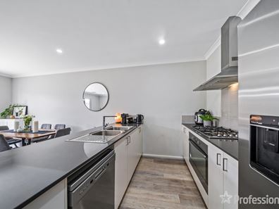 34 Bomere Chase, Aveley WA 6069