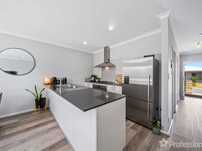 34 Bomere Chase, Aveley WA 6069