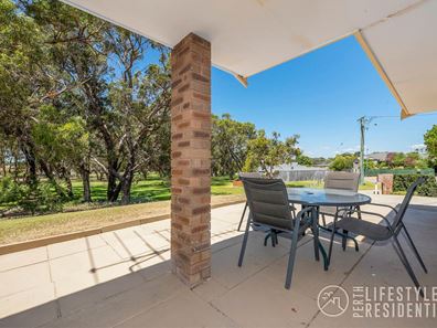 11 Augusta Grove, Yanchep WA 6035