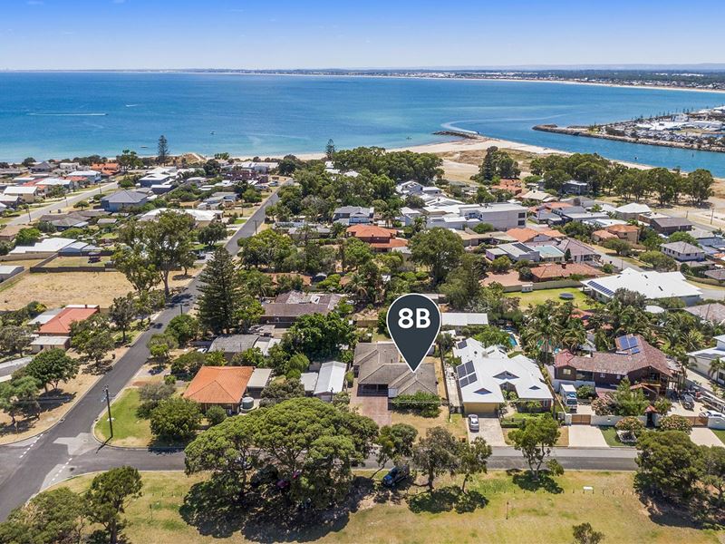 8B Cathryn Street, Halls Head WA 6210