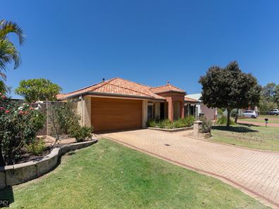 12 Heysen Parade, Southern River WA 6110