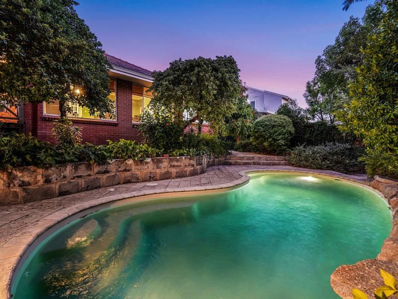 13 Leonora Street, Como