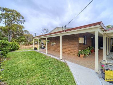 44 Carbine Street, Orana WA 6330