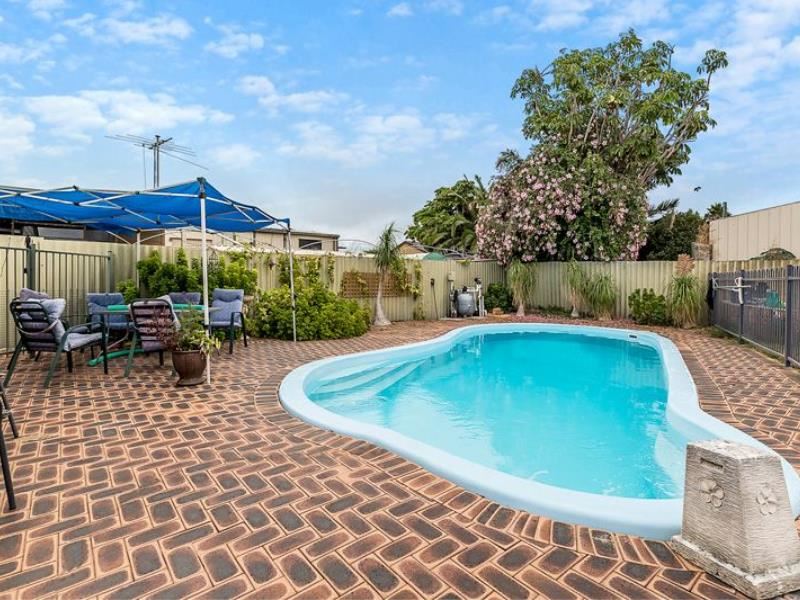 31 Millgrove Avenue, Cooloongup WA 6168