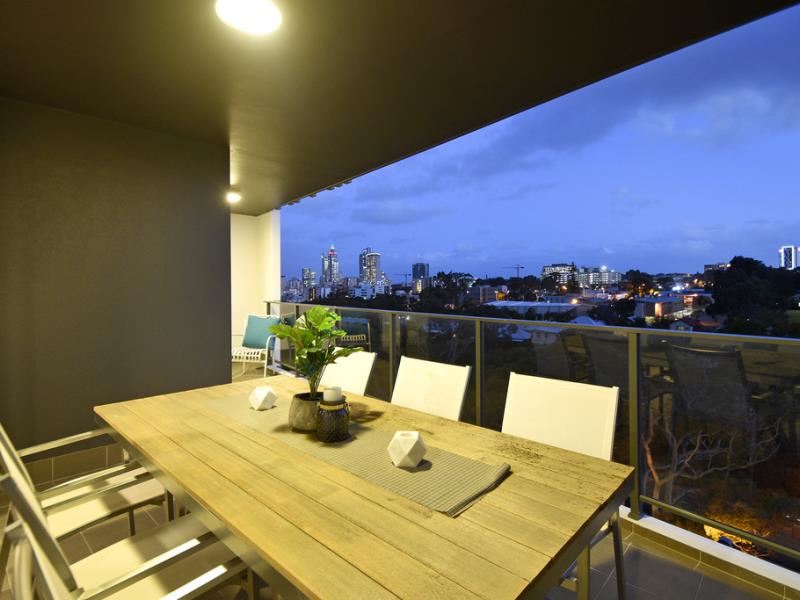 53/172 Railway Parade, West Leederville