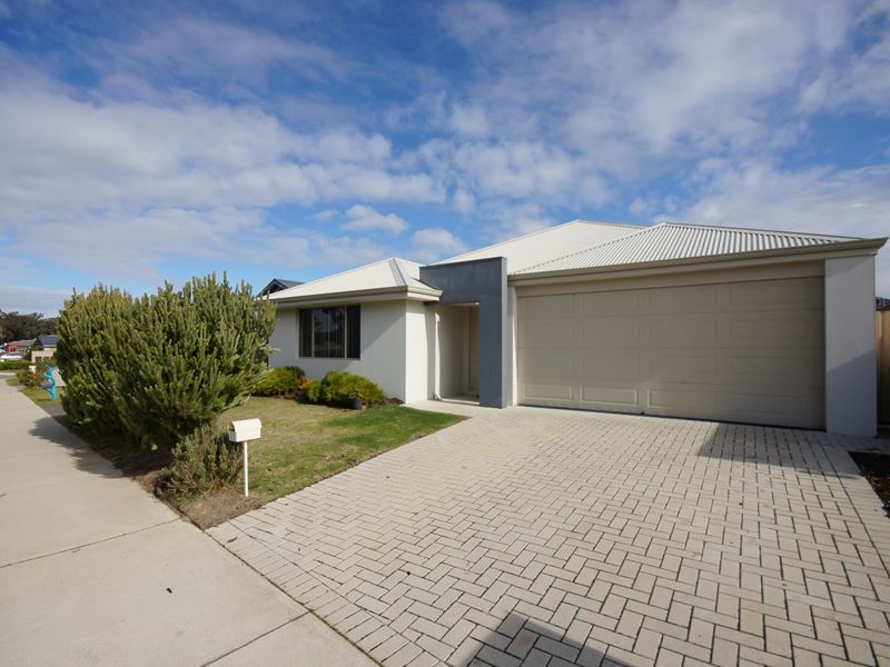 25 Haywire Avenue, Whitby