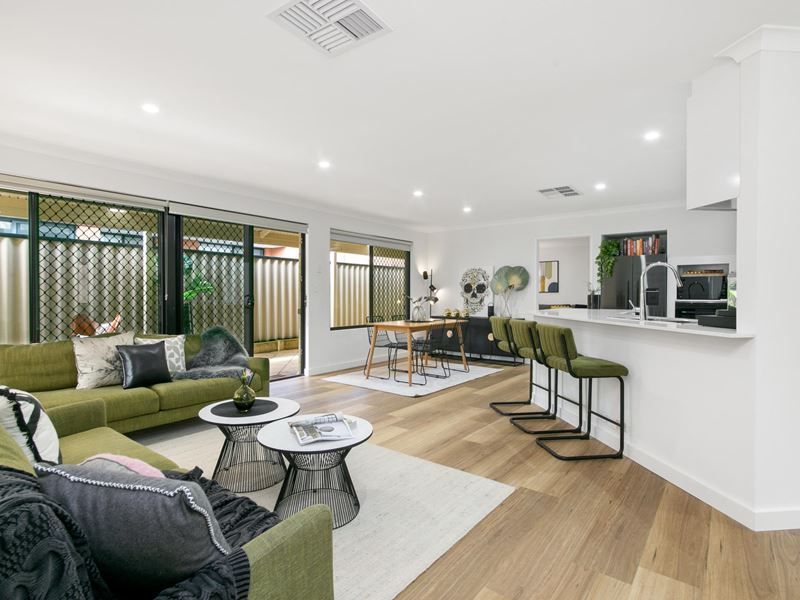 12 Race Street, Willagee