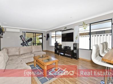 39 Zaragoza Drive, Port Kennedy WA 6172