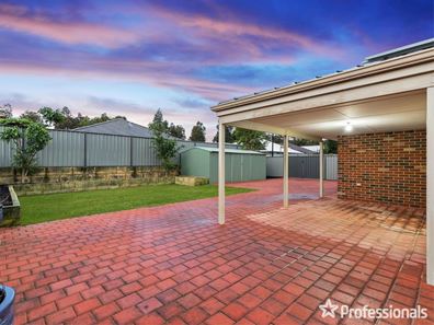 4 Myalup Drive, Baldivis WA 6171