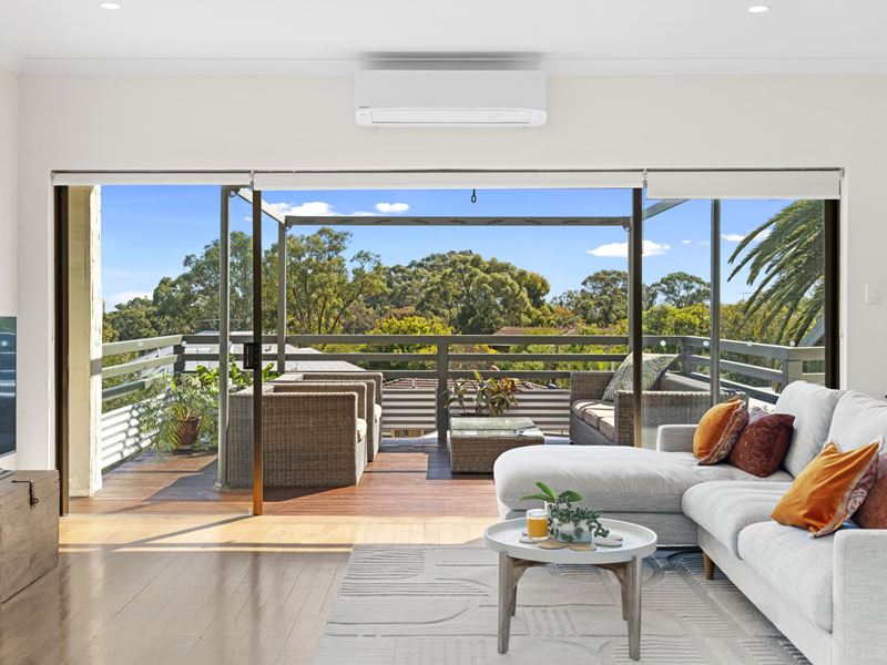 29 Stockdale Crescent, Wembley Downs
