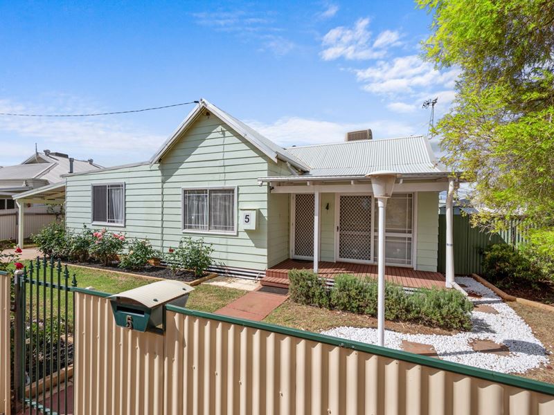 5 Rosenberg Crescent, Kalgoorlie