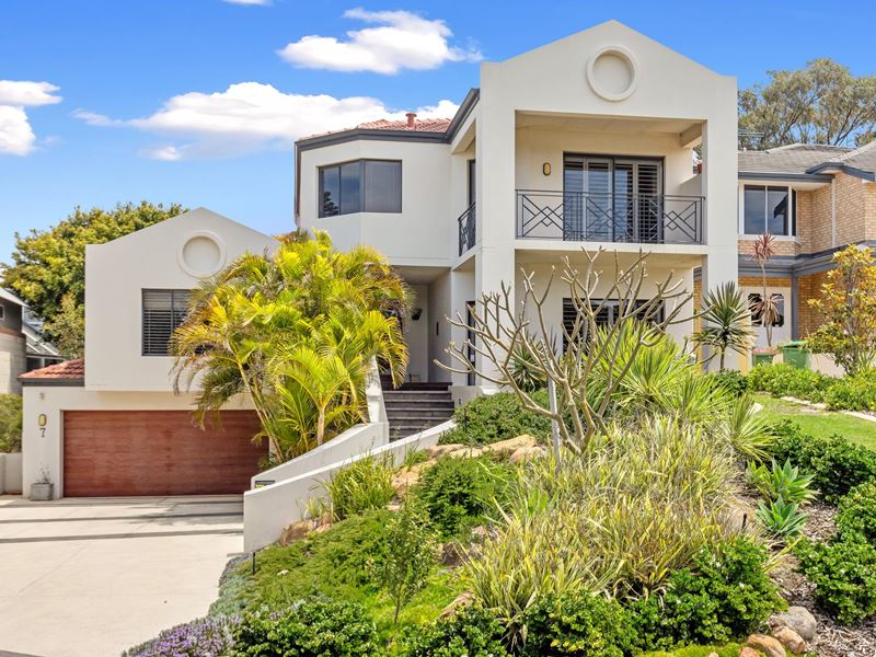 7 Truro Place, City Beach