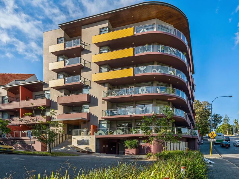 16/2a Goderich Street, East Perth