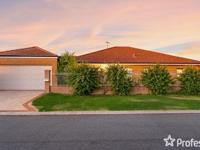 1 Aparri Way, Port Kennedy WA 6172