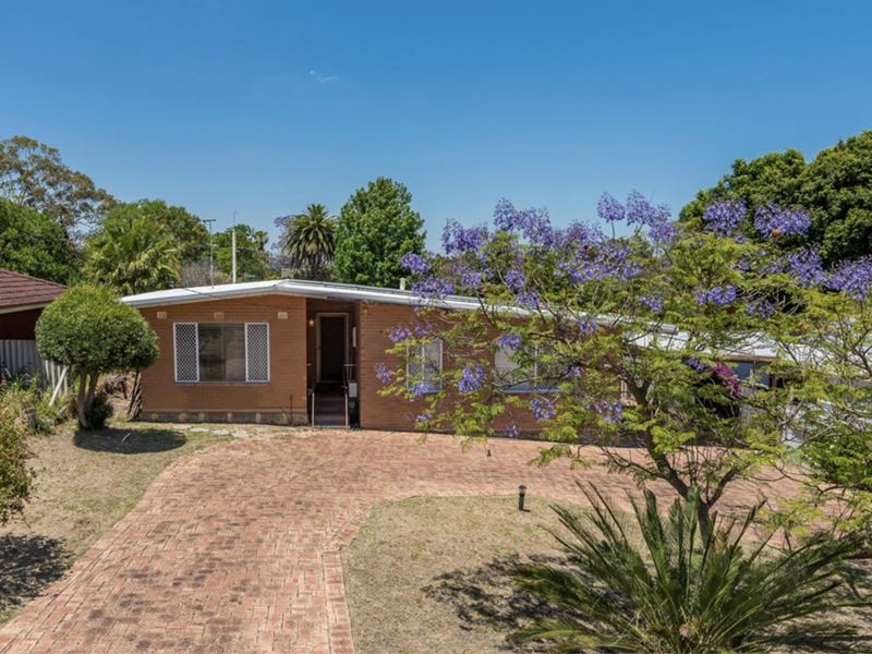 12 Keeley Way, Girrawheen WA 6064