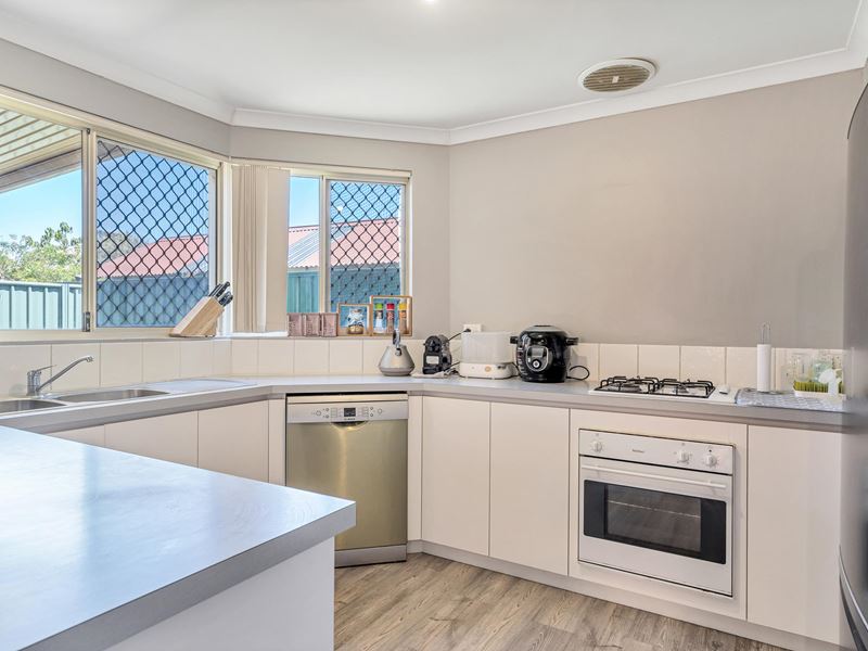5/11 Exmouth Place, Thornlie