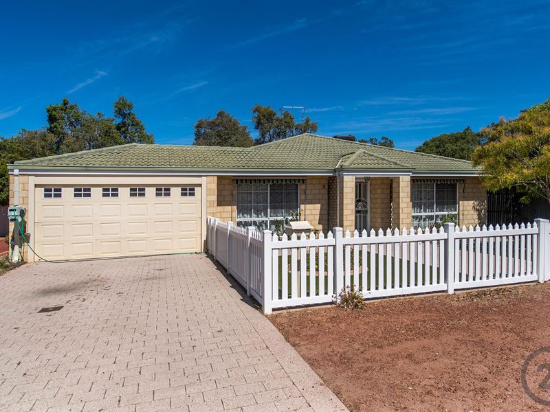 12A Carnegie Place, Greenfields