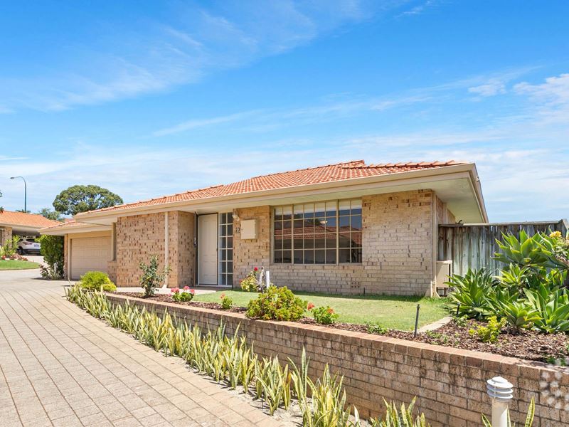 Villa 12/330 Preston Point Road, Attadale