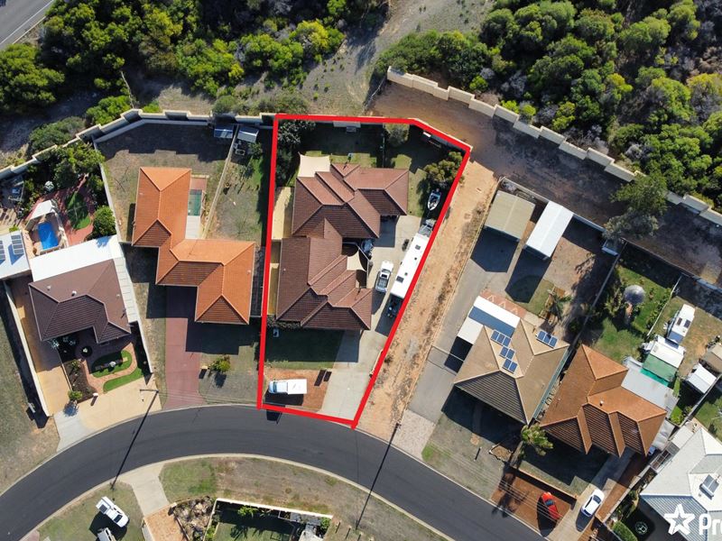 20 A & B Glass Crescent, Mahomets Flats