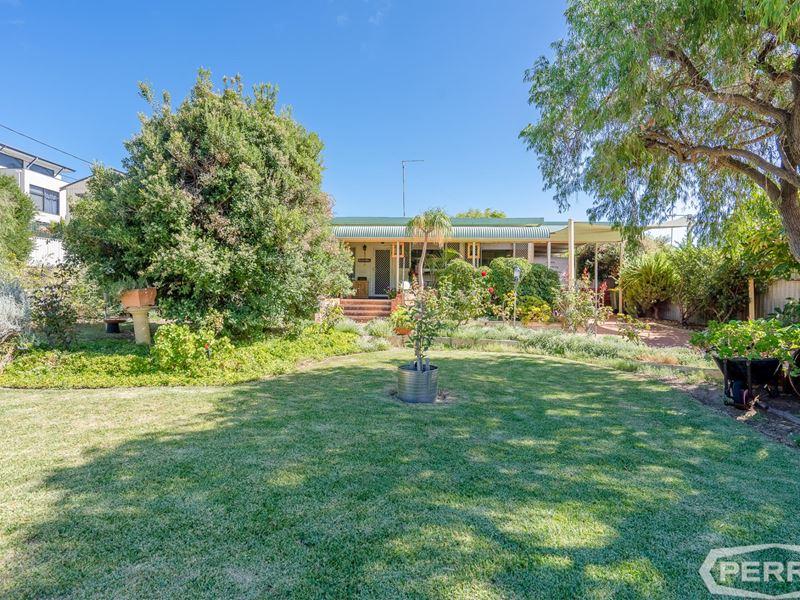 22 Sharland Street, Halls Head