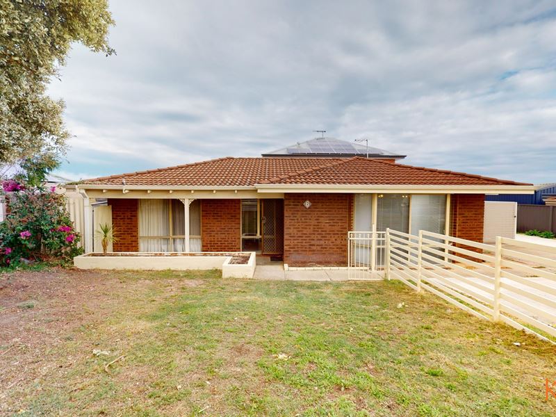 6 De Grey Court, Heathridge WA 6027