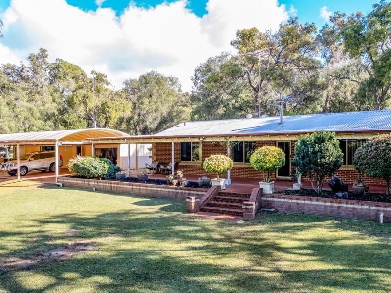 1110 Estuary Road, Bouvard
